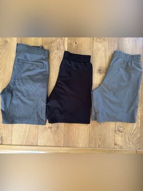 Kids Elastic-Waist Shorts - Black and Gray